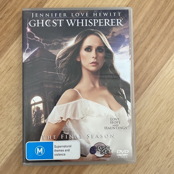 Ghost Whisperer DVDs - Seasons 1-5 (all seasons) - Picture 10 of 14
